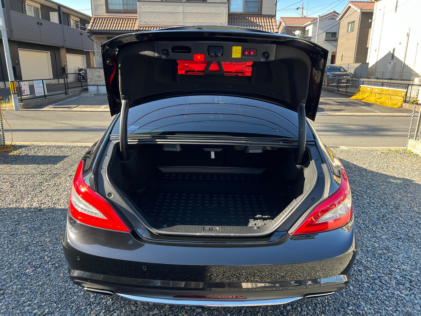 Mercedes Benz CLS350 AMG | C218 | 82.887 km | 306 PS | DISTRONIC PLUS