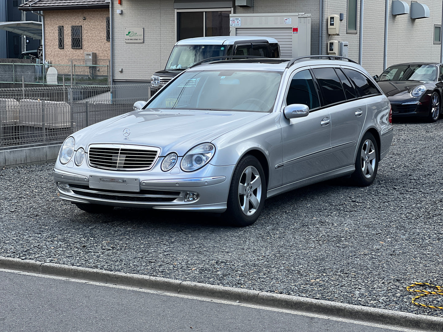 Mercedes Benz E320 | S211 | 62.962 km | 224 PS | Keyless Go