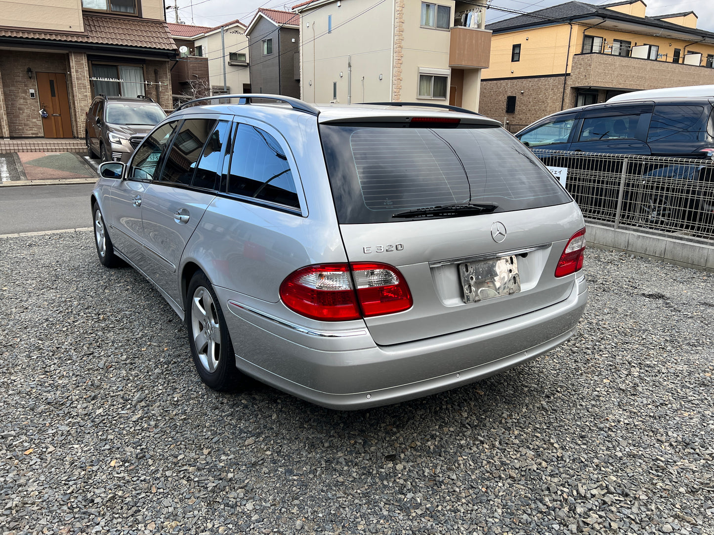 Mercedes Benz E320 | S211 | 62.962 km | 224 PS | Keyless Go