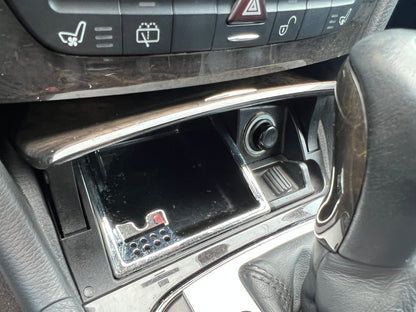 Mercedes Benz E320 | S211 | 62.962 km | 224 PS | Keyless Go