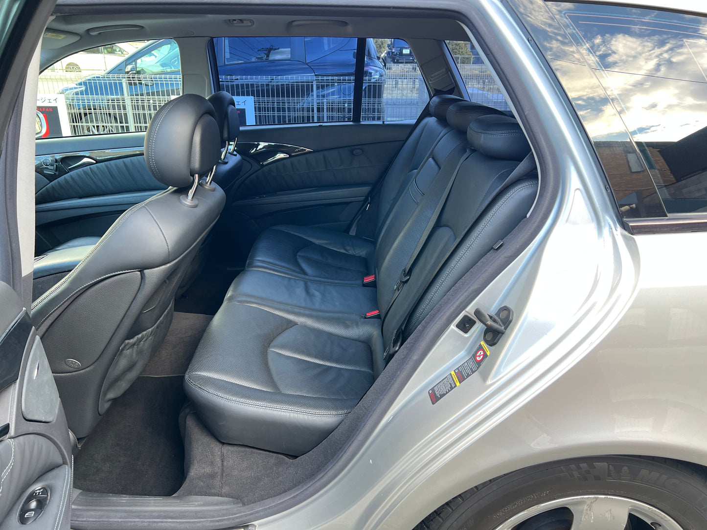 Mercedes Benz E320 | S211 | 62.962 km | 224 PS | Keyless Go