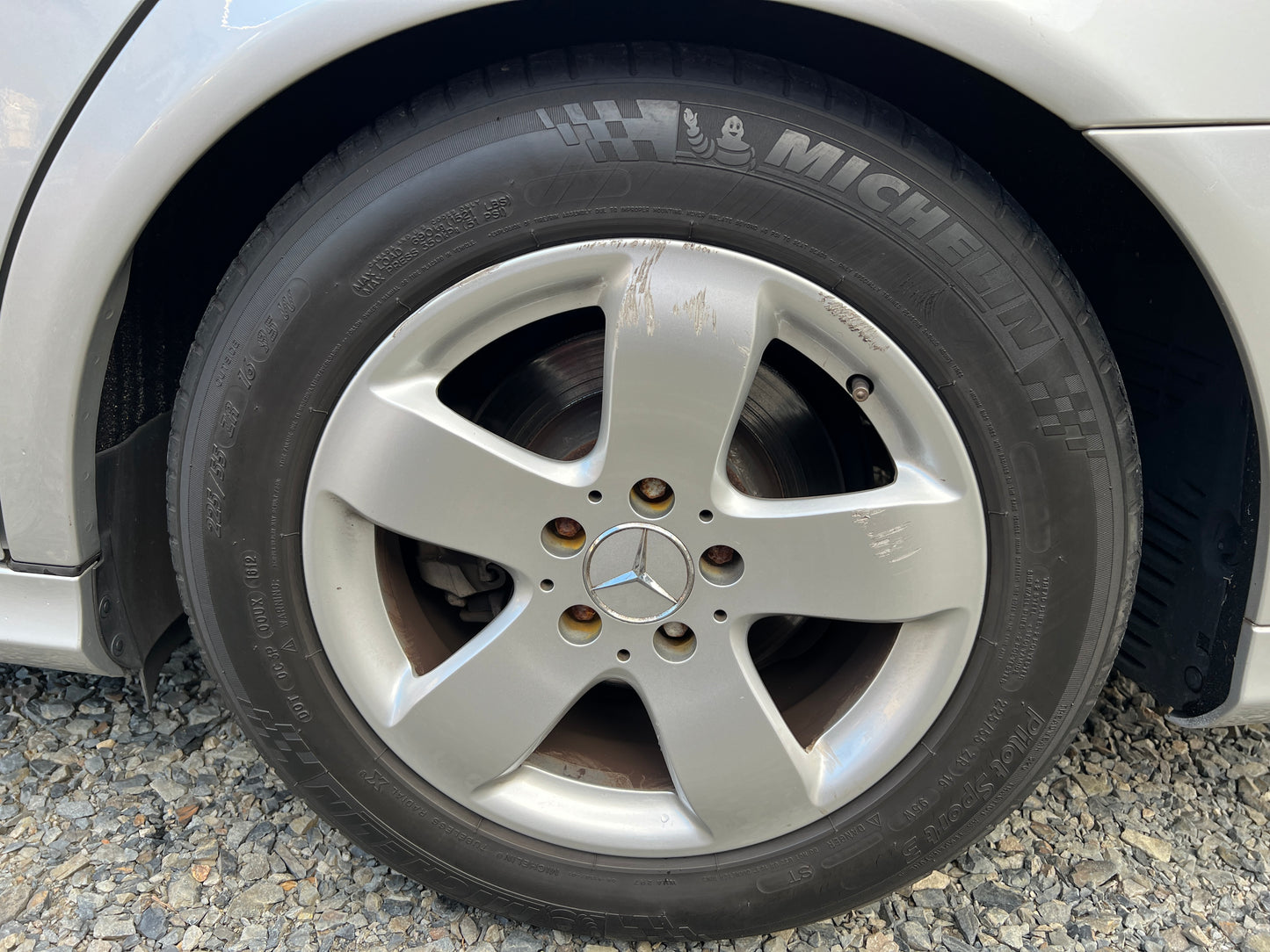 Mercedes Benz E320 | S211 | 62.962 km | 224 PS | Keyless Go