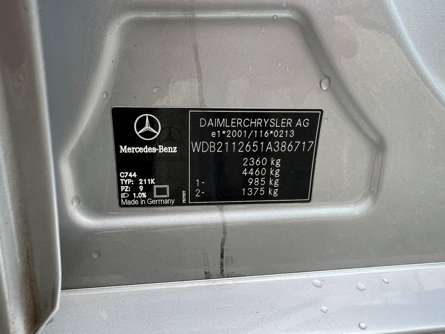 Mercedes Benz E320 | S211 | 62.962 km | 224 PS | Keyless Go