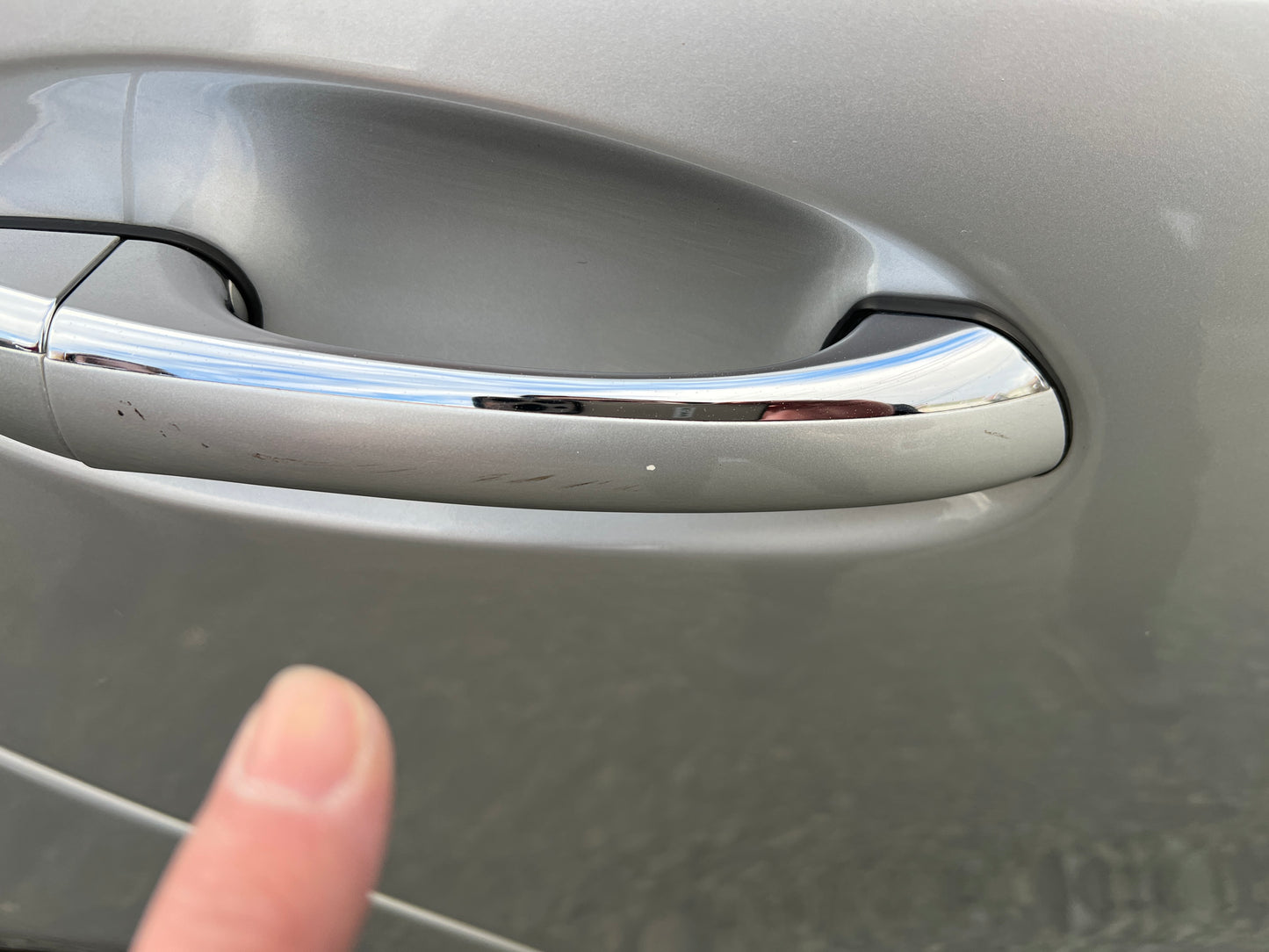 Mercedes Benz E320 | S211 | 62.962 km | 224 PS | Keyless Go