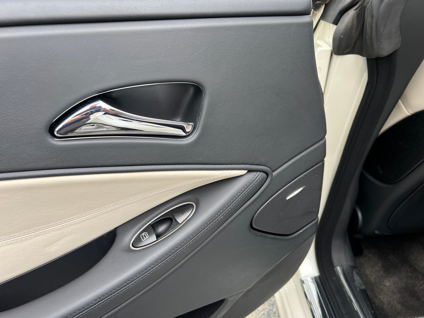 Mercedes Benz CLS63 AMG | C219 | 86.745 km | 514 PS | designo | Coupé