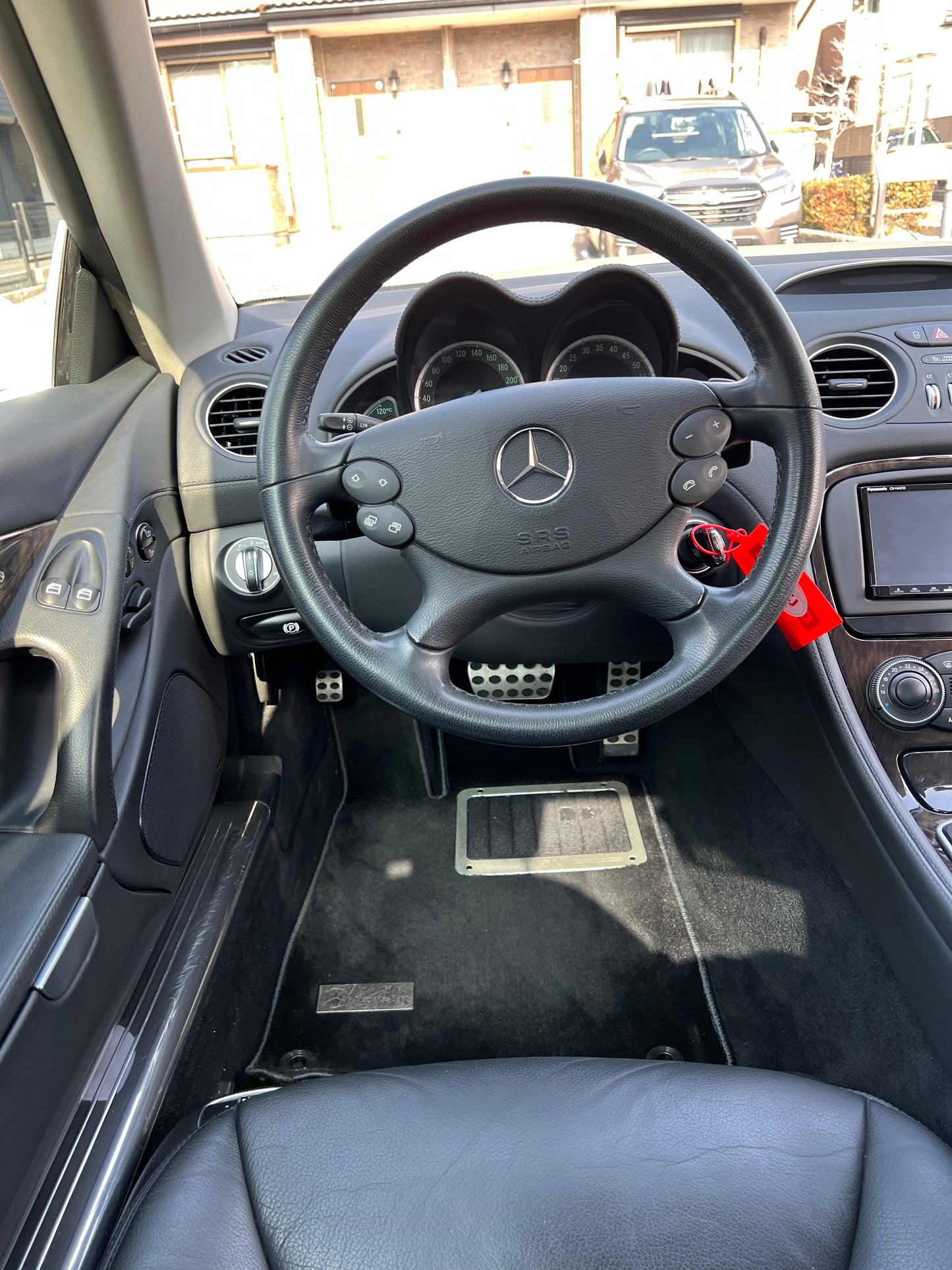 Mercedes Benz SL350 AMG Cabrio | 86.887 km | M272 V6 | 272 PS | Kamera