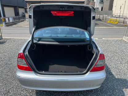 Mercedes Benz E350 | W211 | 52.338 km | 272 PS | 4-MATIC | Limousine