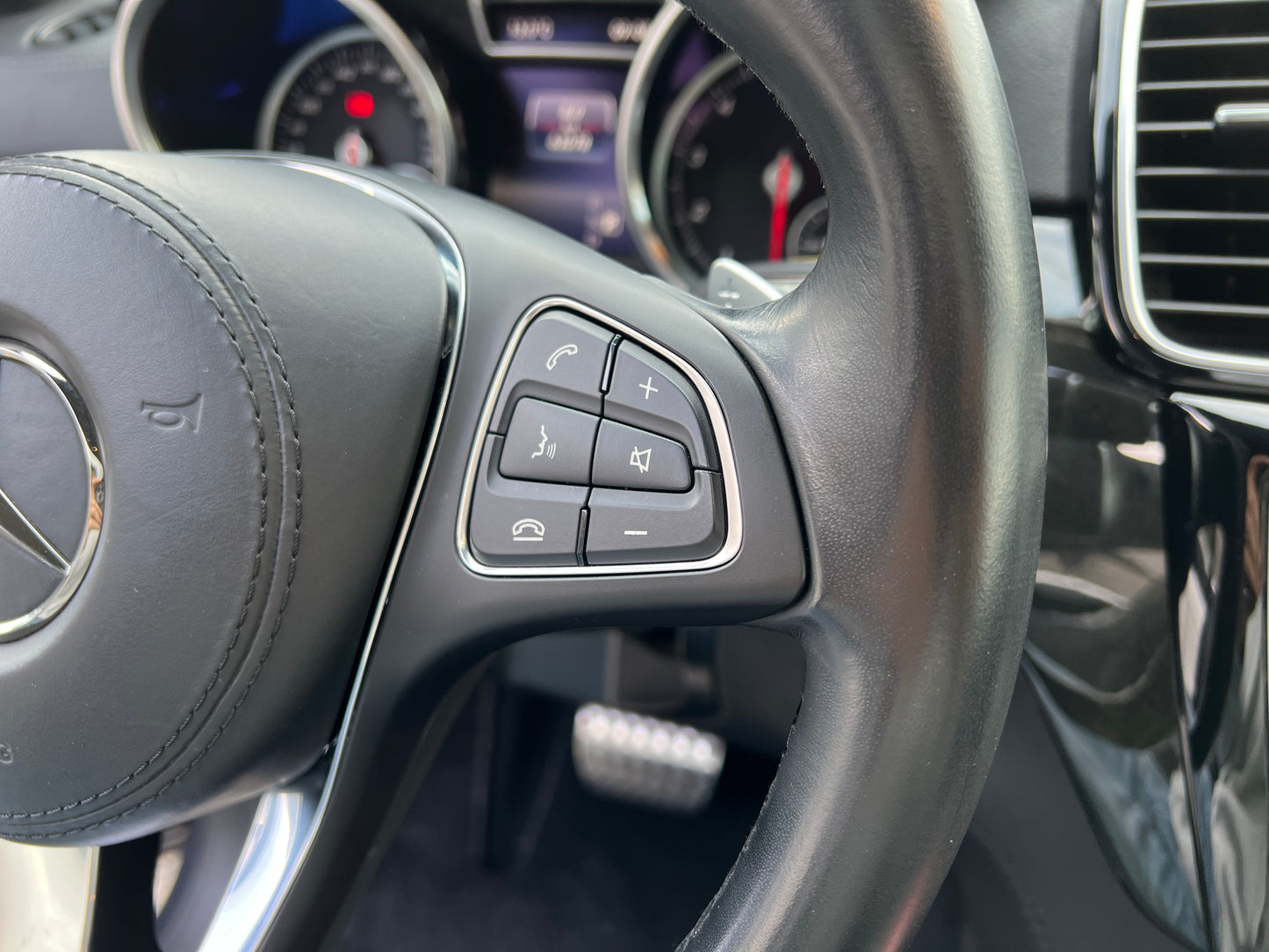 Mercedes Benz GLS500 Lang AMG | X166 | 63.078 km | 455 PS | Apple CarPlay | 7-Sitzer