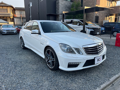 Mercedes Benz E63 AMG | W212 | 81.476 km | 557 PS | Kamera | Performance