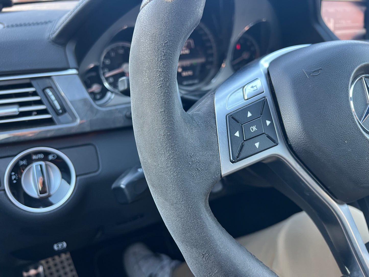 Mercedes Benz E63 AMG | W212 | 81.476 km | 557 PS | Kamera | Performance