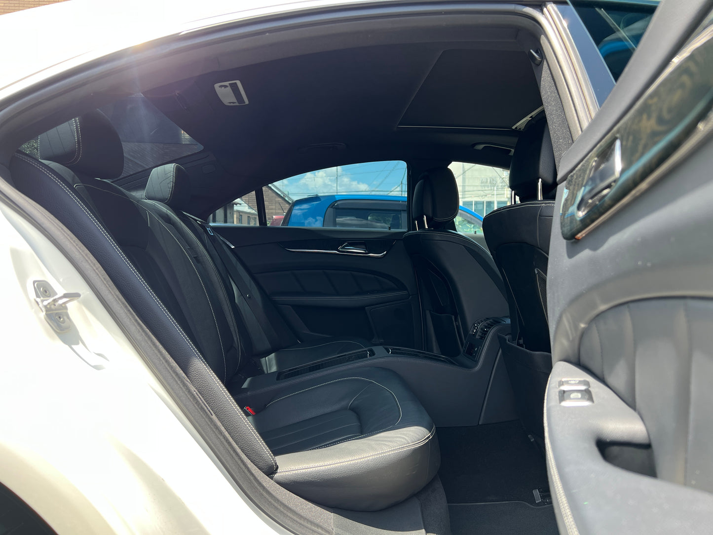 Mercedes Benz CLS500 AMG | C218 | 74.377 km | 408 PS | Park-Assistent | Coupé