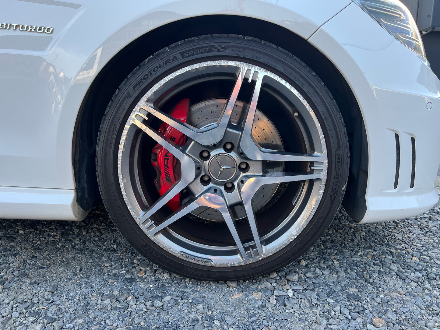 Mercedes Benz E63 AMG | W212 | 81.476 km | 557 PS | Kamera | Performance