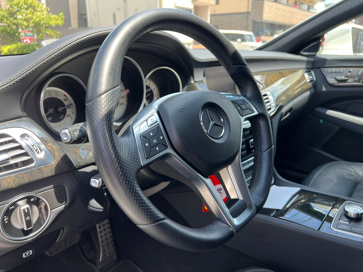 Mercedes Benz CLS500 AMG | C218 | 74.377 km | 408 PS | Park-Assistent | Coupé