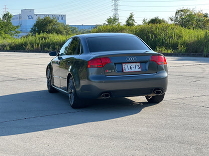 Audi RS4 B7 | 4,2L V8 | 309 KW / 420 PS | 118.524km | Limousine