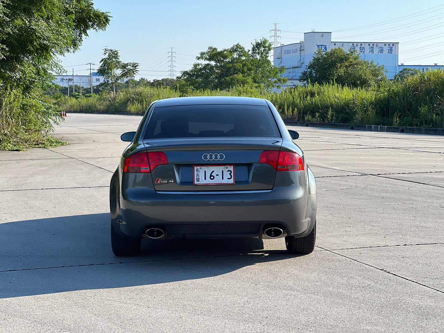 Audi RS4 B7 | 4,2L V8 | 309 KW / 420 PS | 118.524km | Limousine