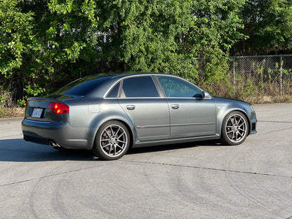 Audi RS4 B7 | 4,2L V8 | 309 KW / 420 PS | 118.524km | Limousine