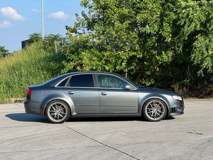 Audi RS4 B7 | 4,2L V8 | 309 KW / 420 PS | 118.524km | Limousine