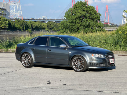 Audi RS4 B7 | 4,2L V8 | 309 KW / 420 PS | 118.524km | Limousine