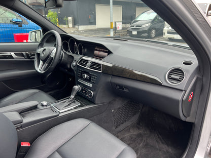 Mercedes Benz C350 AMG | W204 | 61.055 km | 306 PS | Avantgarde | Limousine