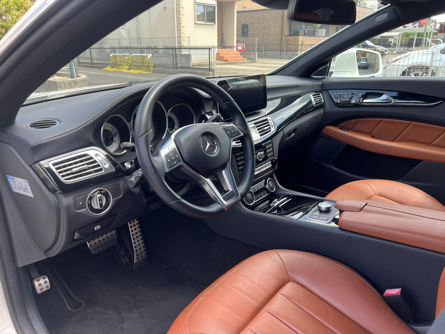 Mercedes Benz CLS350 AMG | C218 | 42.090 km | 306 PS | designo | Appe CarPlay