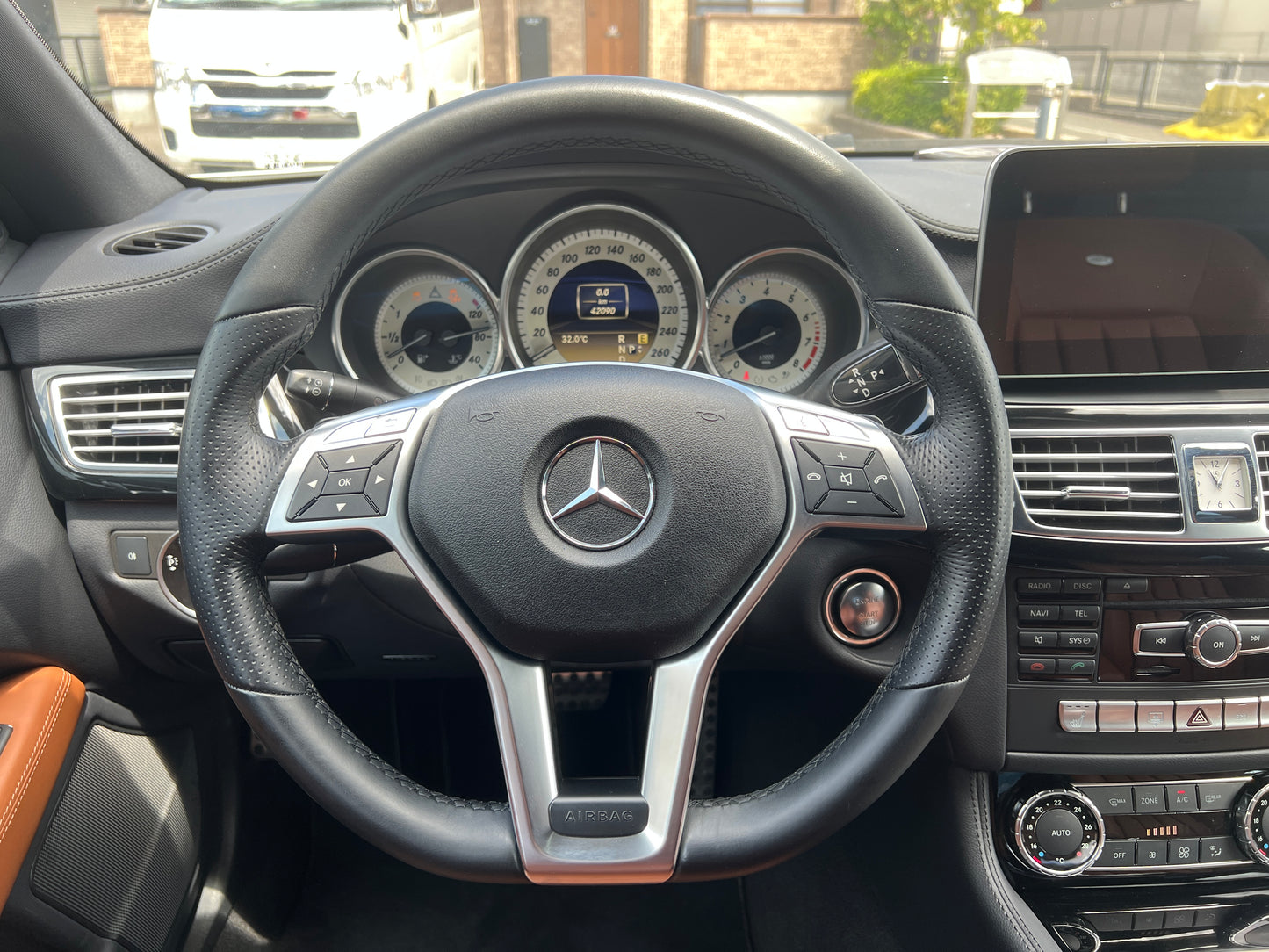 Mercedes Benz CLS350 AMG | C218 | 42.090 km | 306 PS | designo | Appe CarPlay