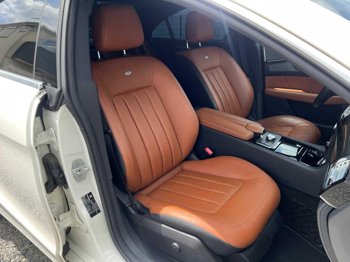 Mercedes Benz CLS350 AMG | C218 | 42.090 km | 306 PS | designo | Appe CarPlay