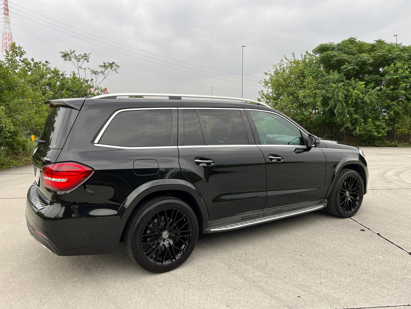 Mercedes Benz GLS500 AMG 4-Matic Facelift | 131.312 km | 455 PS | 360 Kamera