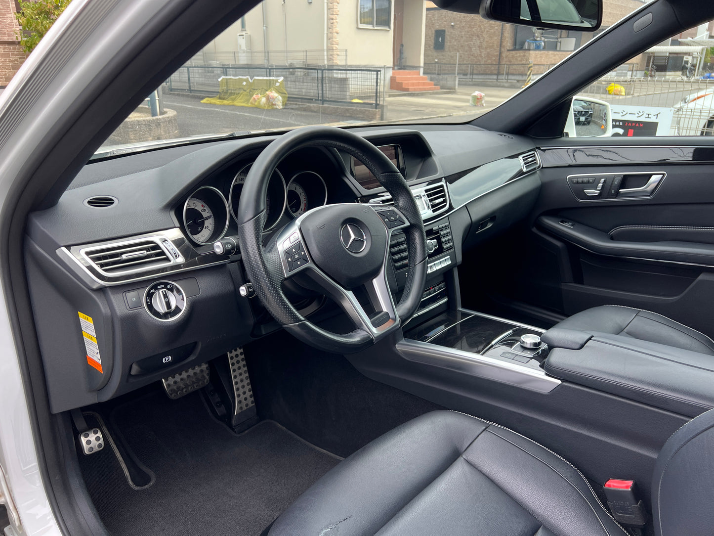 Mercedes Benz E300 AMG | S212 | 67.256 km | 252 PS | Avantgarde | Kombi