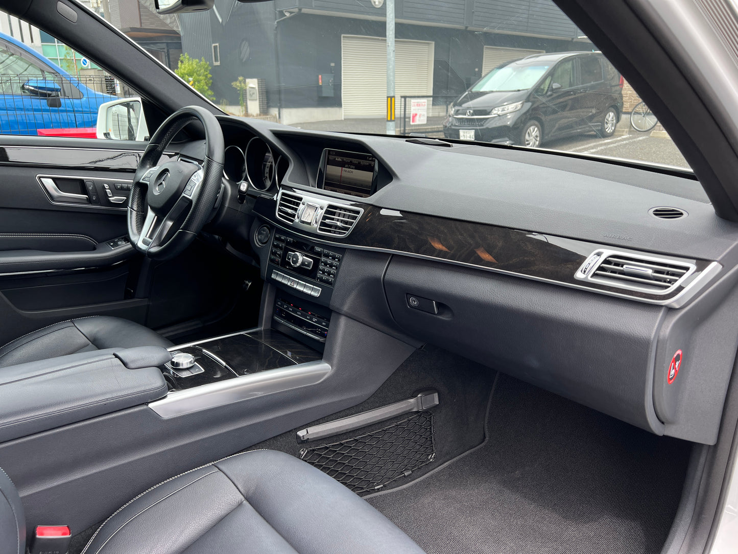Mercedes Benz E300 AMG | S212 | 67.256 km | 252 PS | Avantgarde | Kombi