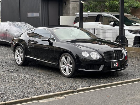 Bentley Continental GT V8 | 79.885 km | 507 PS | Eukalyptus-Echtholz | Coupé