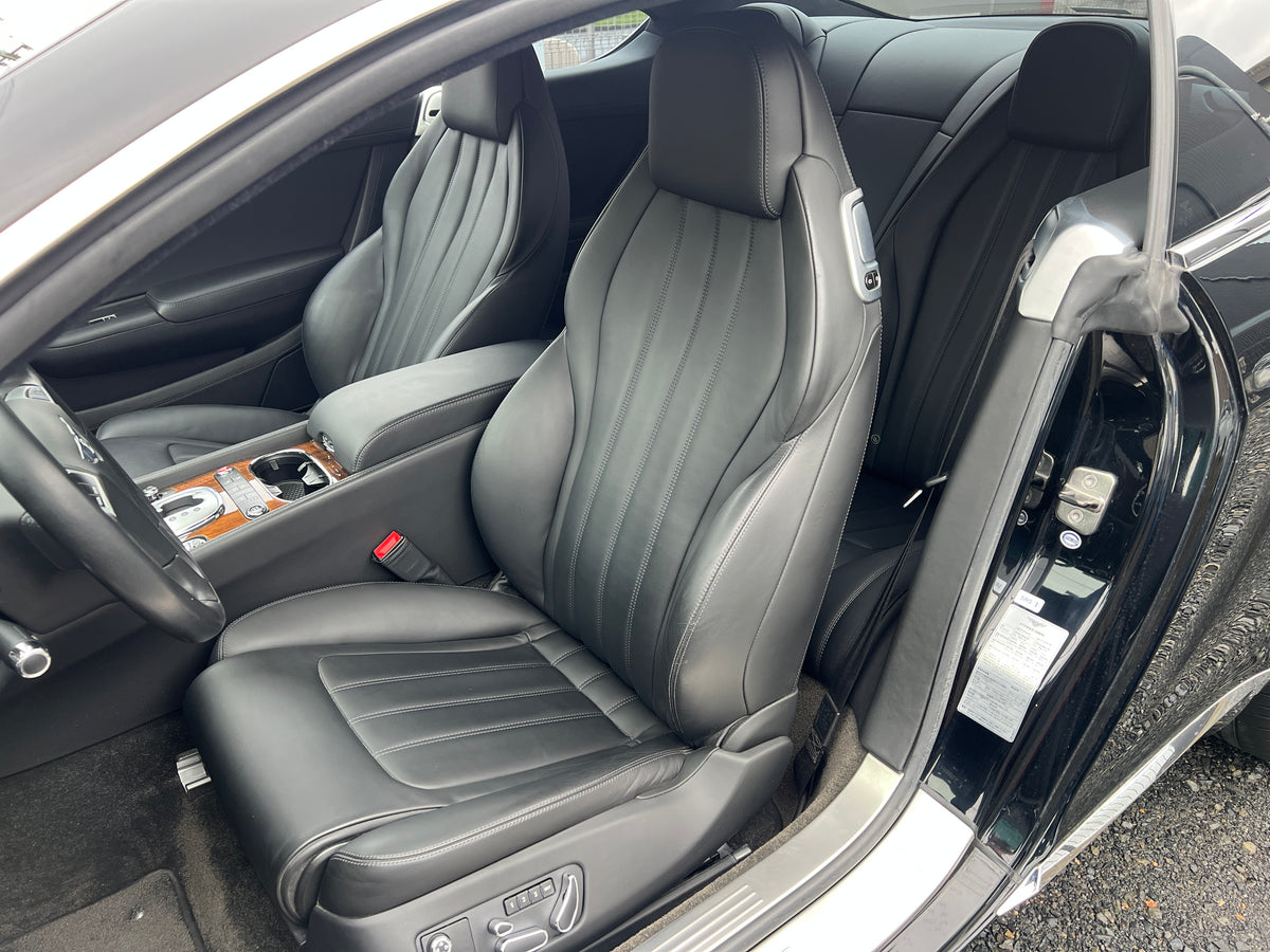 Bentley Continental GT V8 | 79.885 km | 507 PS | Eukalyptus-Echtholz | Coupé