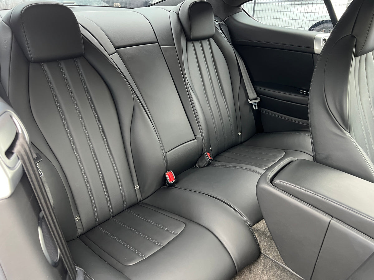 Bentley Continental GT V8 | 79.885 km | 507 PS | Eukalyptus-Echtholz | Coupé