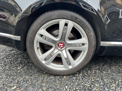 Bentley Continental GT V8 | 79.885 km | 507 PS | Eukalyptus-Echtholz | Coupé