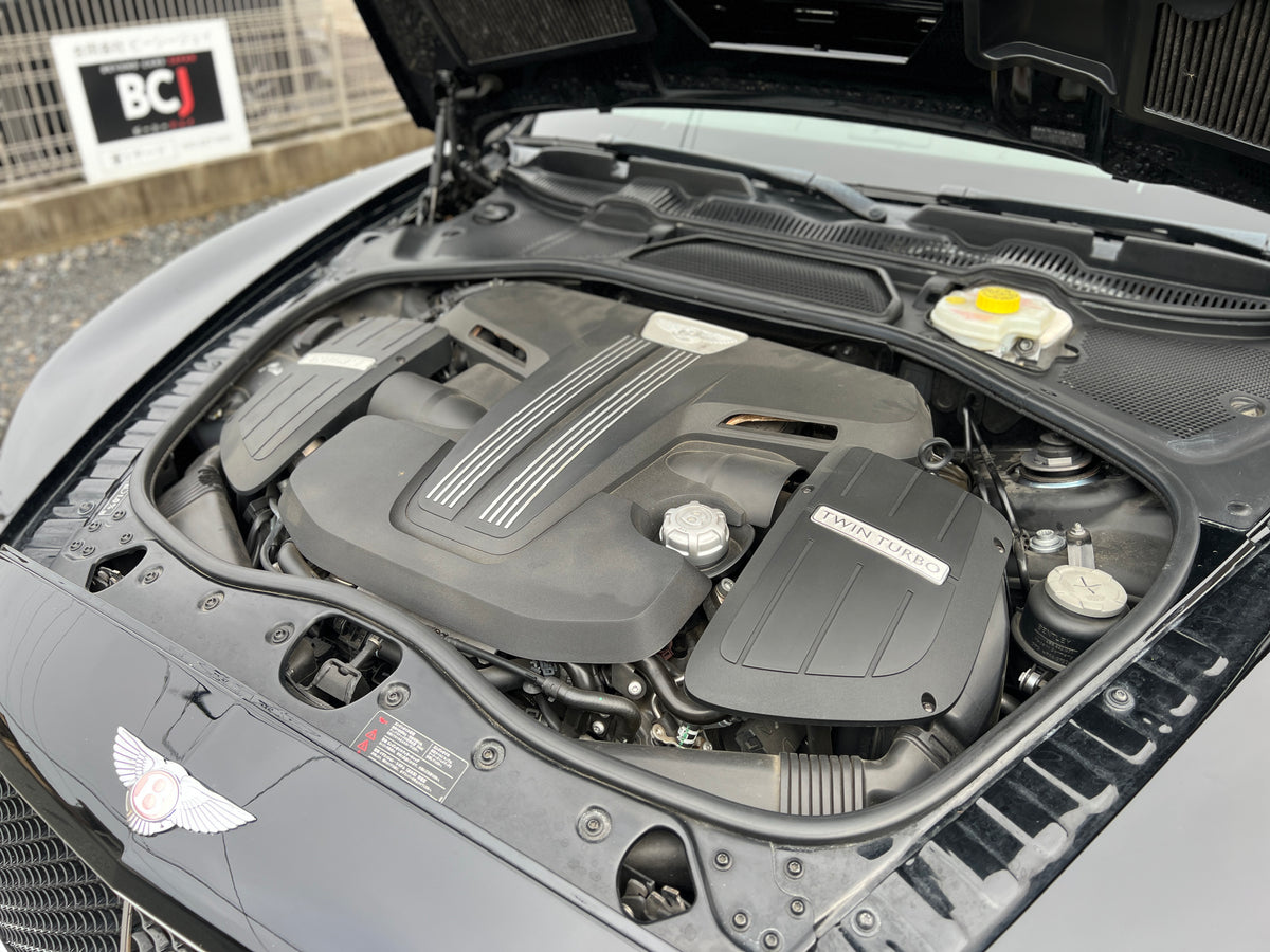 Bentley Continental GT V8 | 79.885 km | 507 PS | Eukalyptus-Echtholz | Coupé