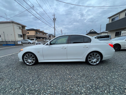 BMW 530i M-Paket | E60 LCI | 72.787km | 272 PS | Rückfahrkamera | Schiebedach