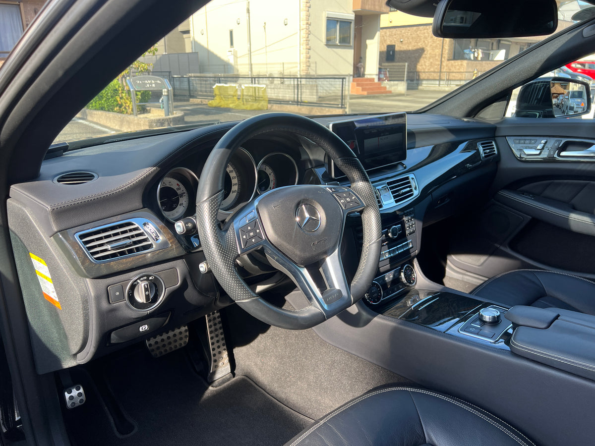 Mercedes Benz CLS350 AMG | C218 | 40.545 km | 306 PS | Park-Assistent | Coupé