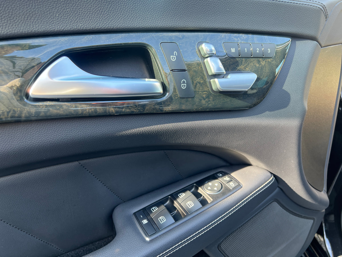Mercedes Benz CLS350 AMG | C218 | 40.545 km | 306 PS | Park-Assistent | Coupé