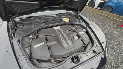 Bentley Continental GT V8 | 79.885 km | 507 PS | Eukalyptus-Echtholz | Coupé