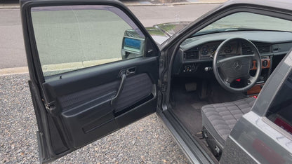 Mercedes Benz 190E 2.6 | W201 | M103 166 PS | 137.421 km | ERSTLACK!